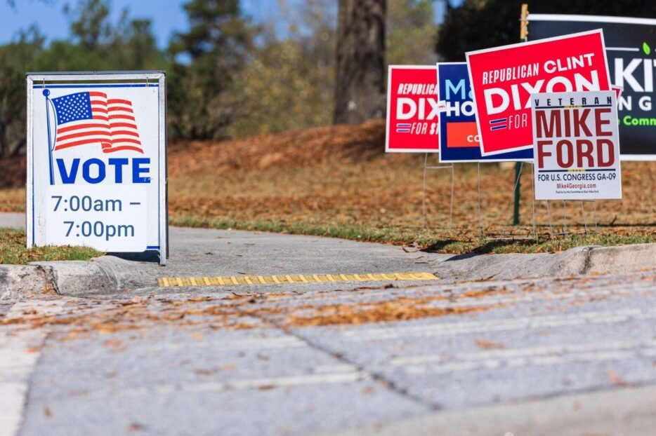 How Political Candidates Use Election Signs to Influence Voters