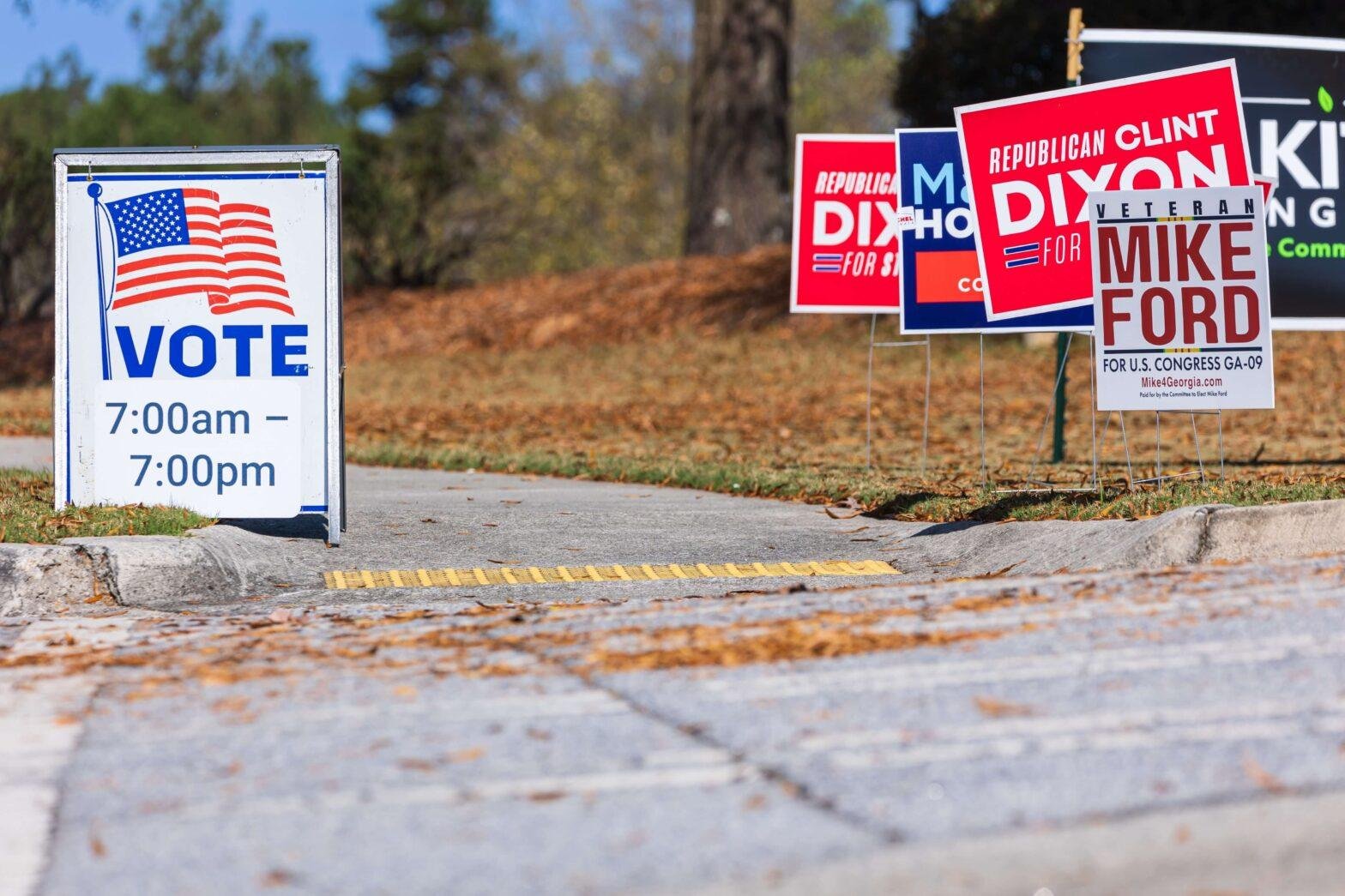 How Political Candidates Use Election Signs to Influence Voters
